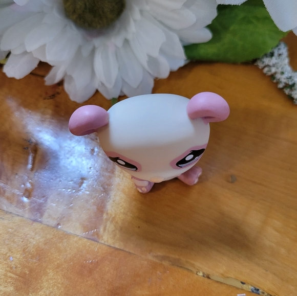 Littlest Pet Shop LPS #1328 Panda Bear Cream Pink Blue Eyes 2007 - Picture 6 of 11